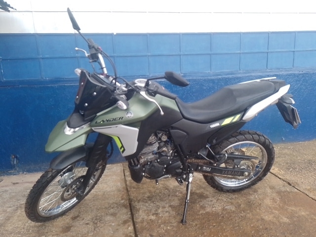 XTZ 250 LANDER 2024/2025 - FUNCIONANDO