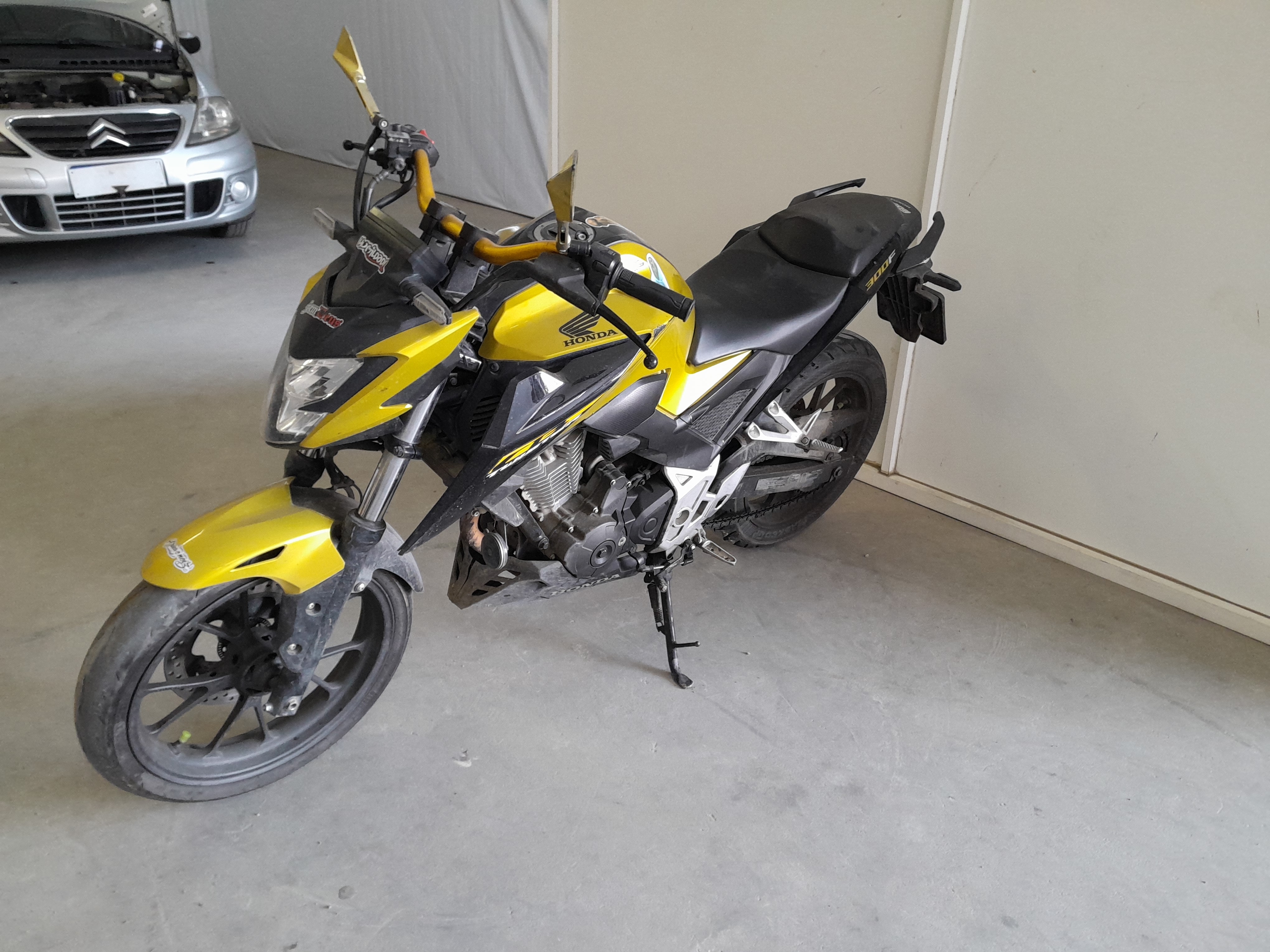 HONDA CB300F TWISTER ABS 2023/2023 - FUNCIONANDO
