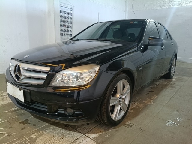 Mercedes-Benz C180 CGI 2011/2011 – Funcionando