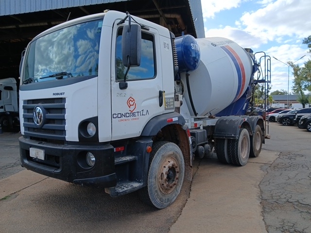 Volkswagen 26.260 CRM 6x4 2022/2023 – Funcionando